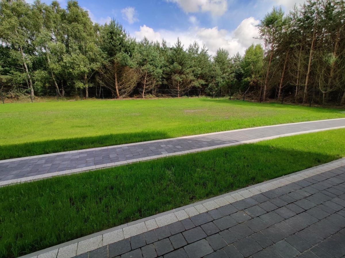 Отель Ostrowo Plaza Экстерьер фото